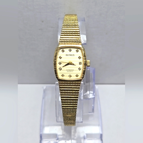 Benrus Diamond Gold Tone Sliding Clasp Quartz Watch New Battery - Picture 1 of 9